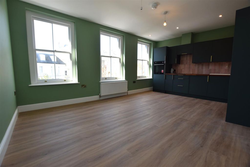 Property photo 3 of 11 Use.Jpg