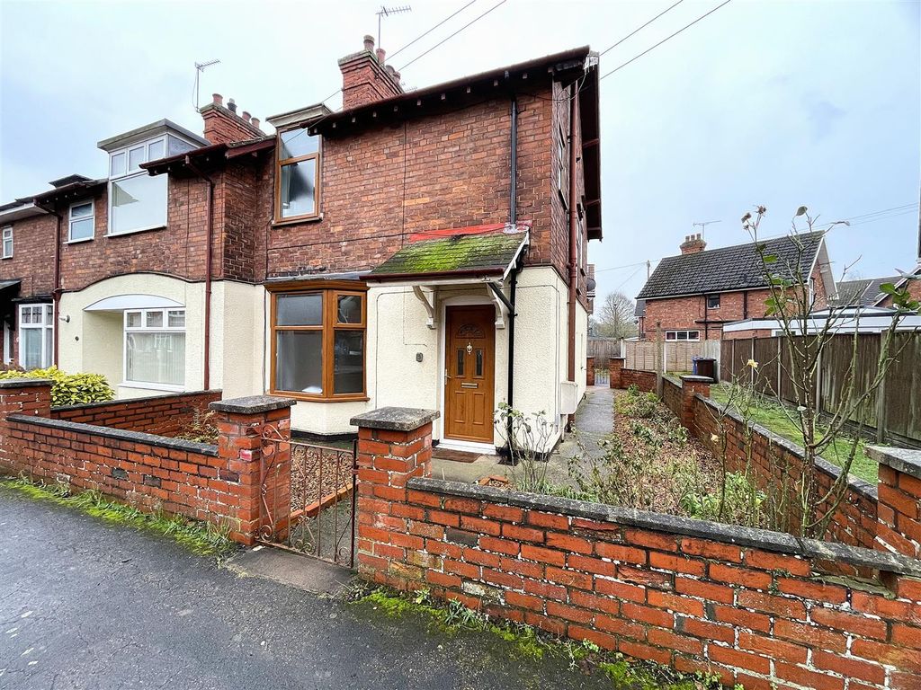 Property photo 1 of 18 Front External