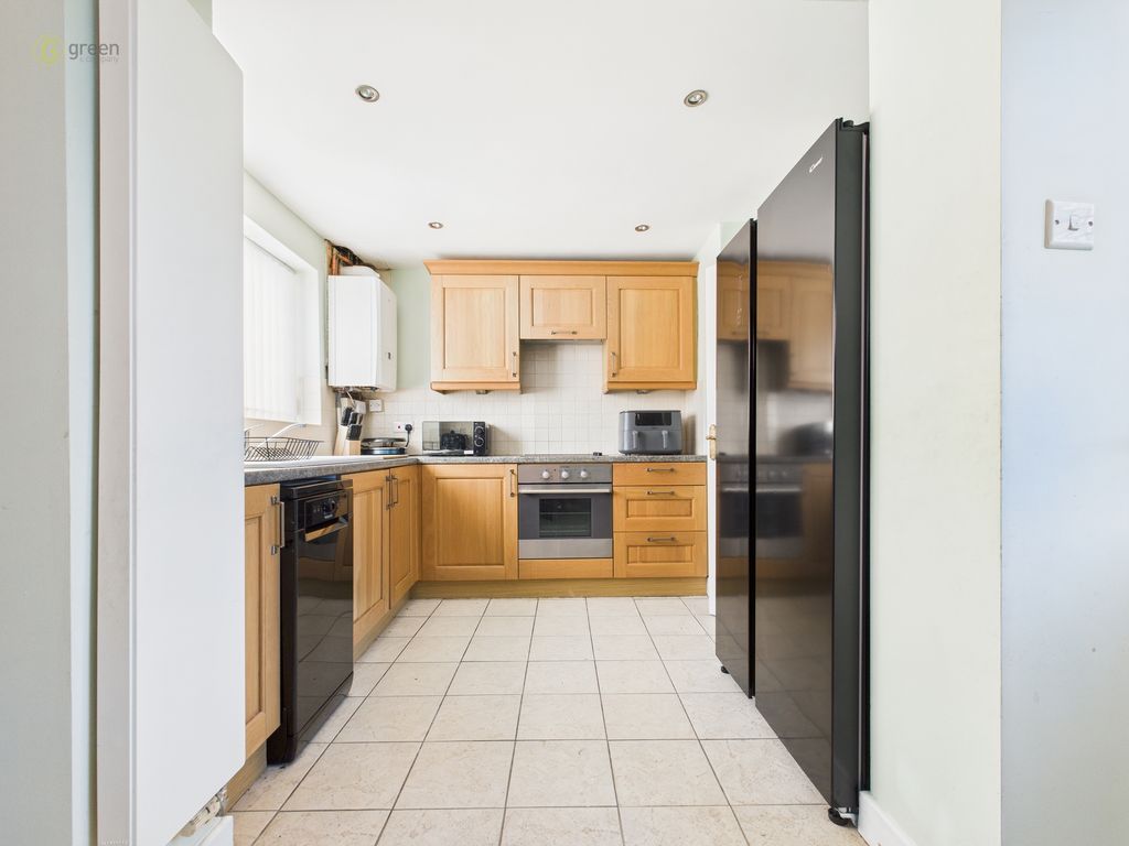 Property photo 3 of 31