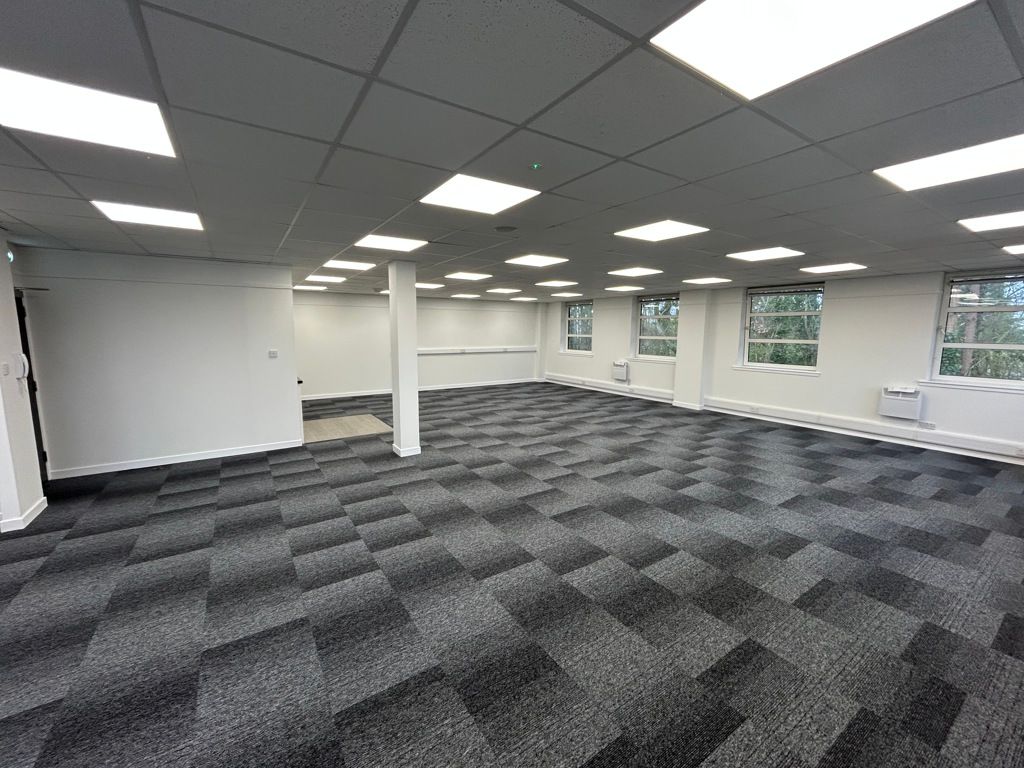 Property photo 3 of 8 Photo 10