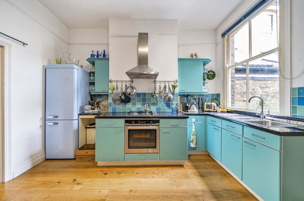 Property photo 3 of 13 3