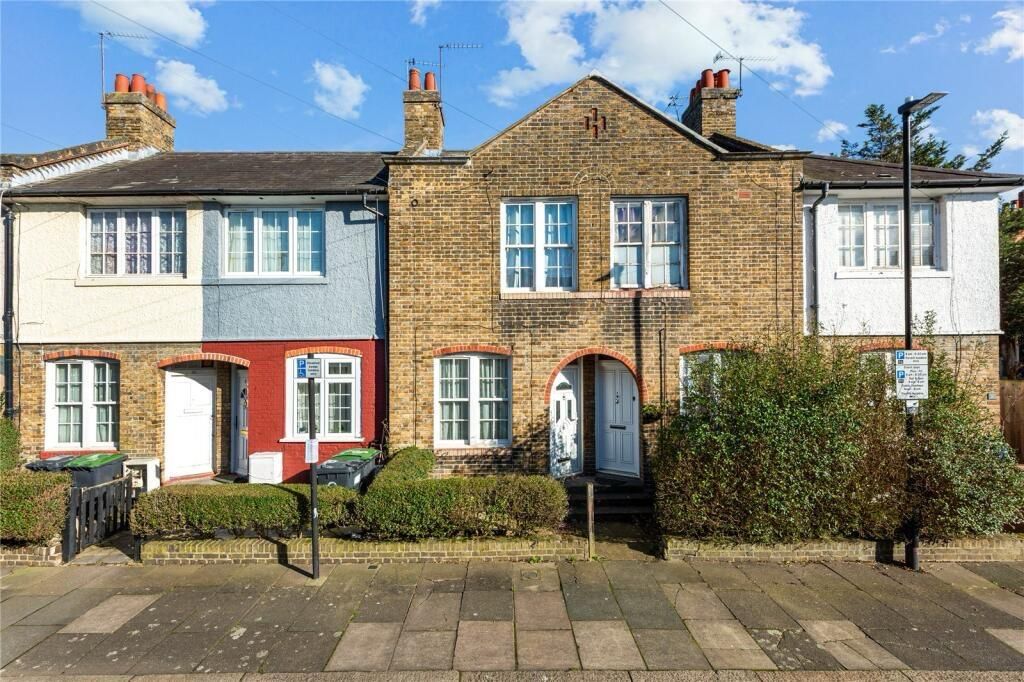 Property photo 1 of 12