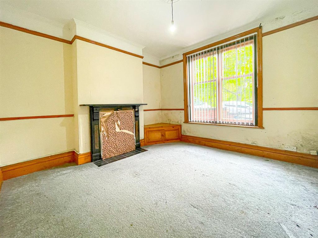 Property photo 3 of 24 Reception Two