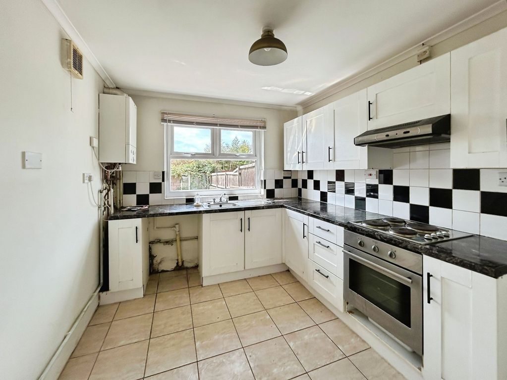 Property photo 2 of 9