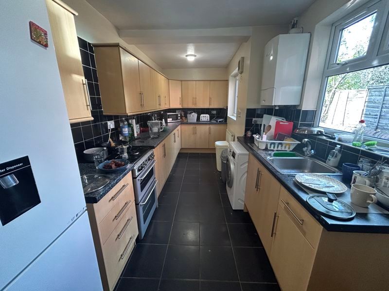 Property photo 3 of 9 Photo 3