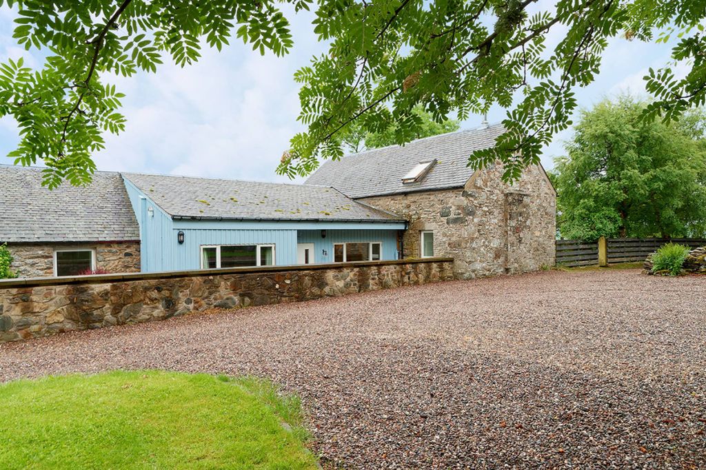 Property photo 1 of 40