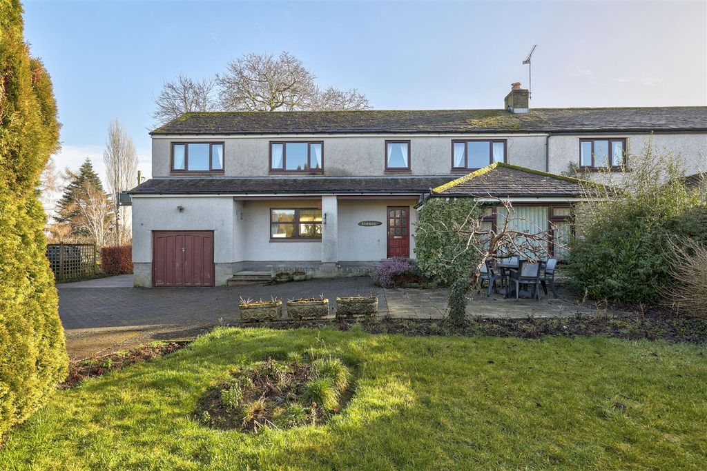 Property photo 1 of 35 Rosewain