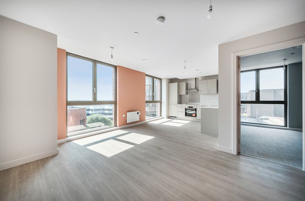 Property photo 3 of 10 1492817-10-6A58B3...