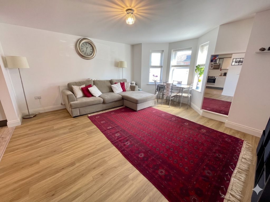 Property photo 3 of 7 5124314