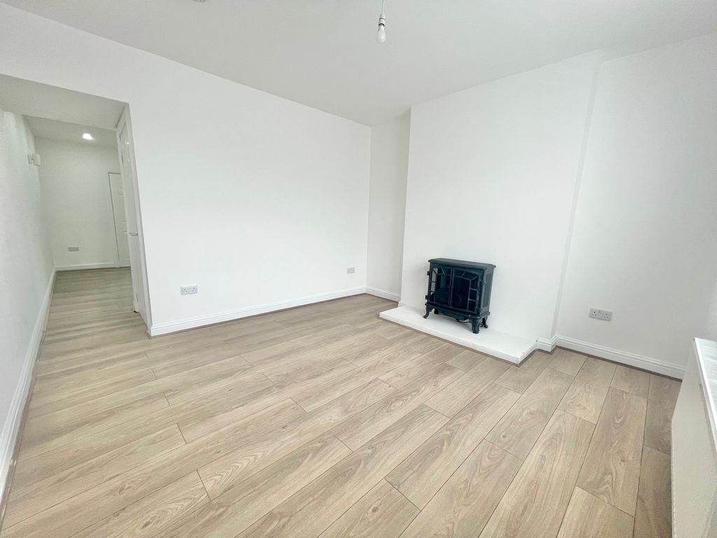 Property photo 2 of 11 Img_6596