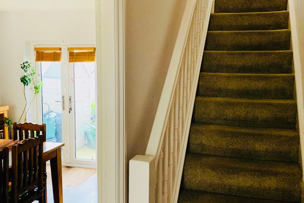 Property photo 3 of 24