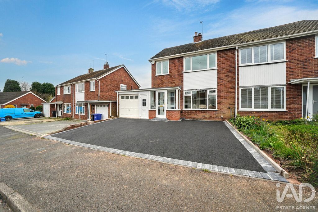 Property photo 1 of 34