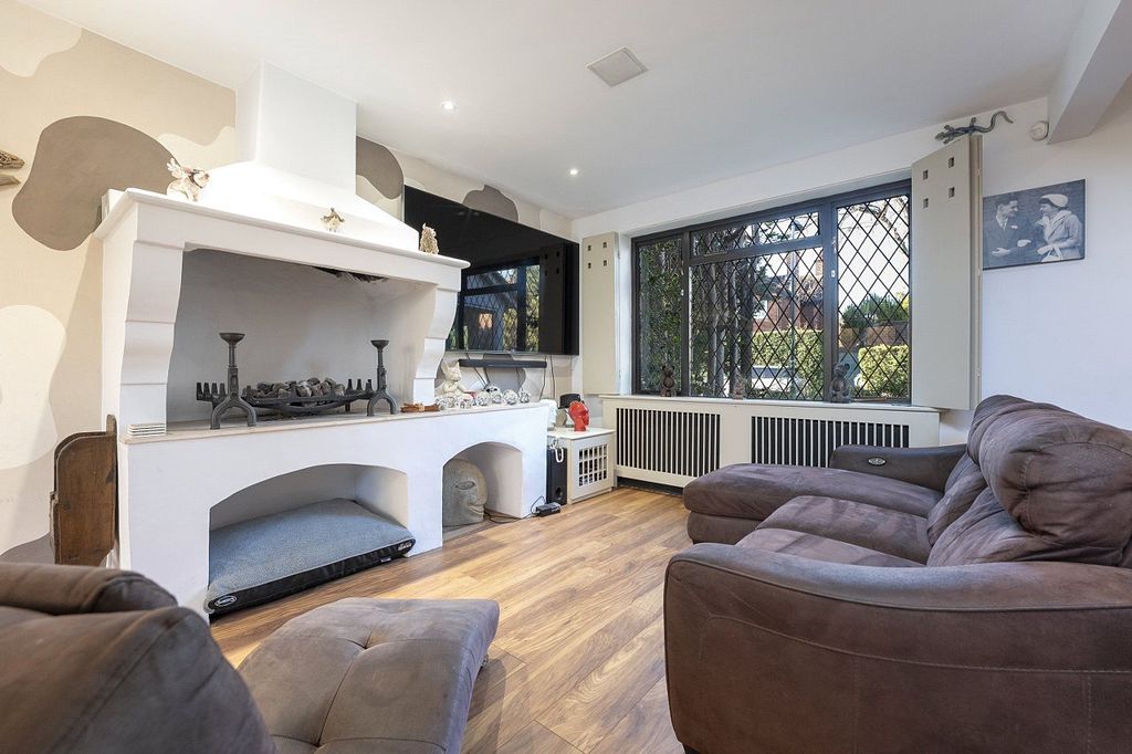 Property photo 2 of 26 Picture No. 02