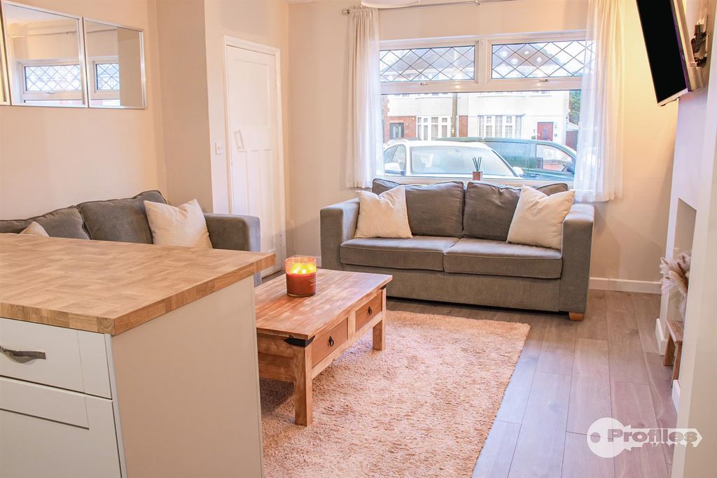 Property photo 2 of 15 Lounge1.Jpg