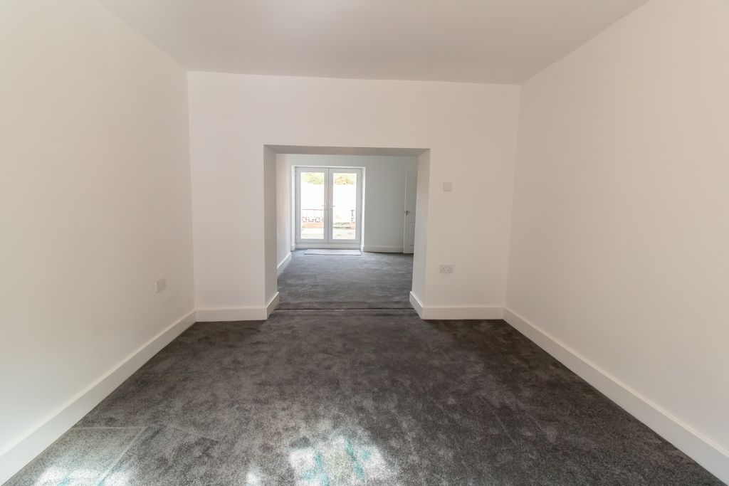 Property photo 3 of 15 Image 2