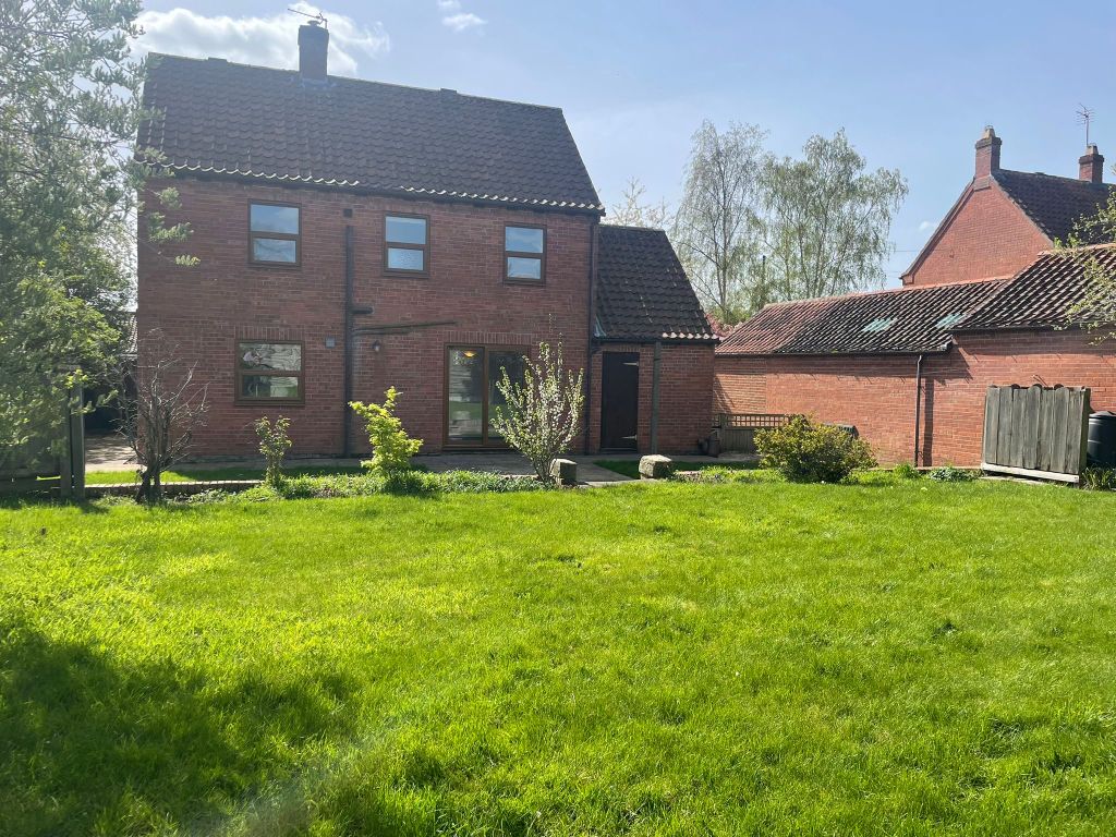 Property photo 2 of 13 Kitchen