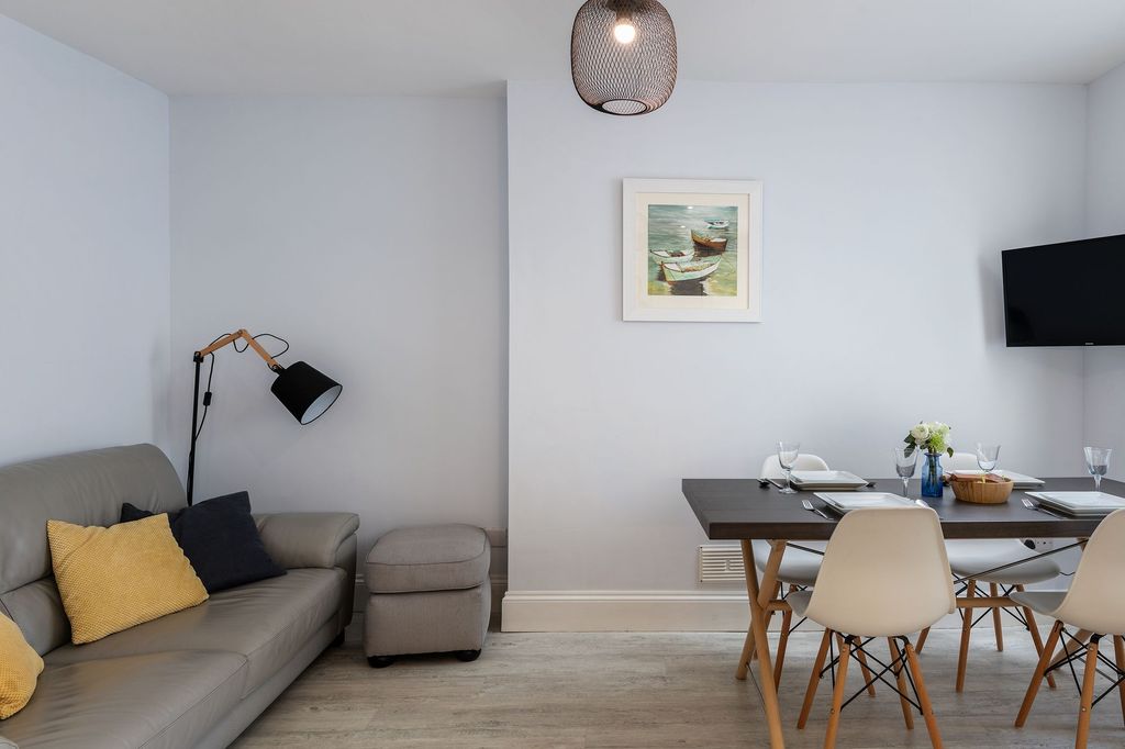 Property photo 3 of 8 -Open Plan_Dart Retreat, Dartmouth