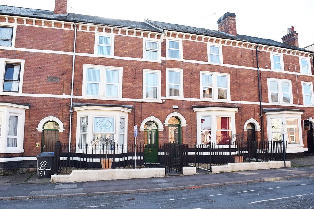 Property photo 1 of 19 4093072