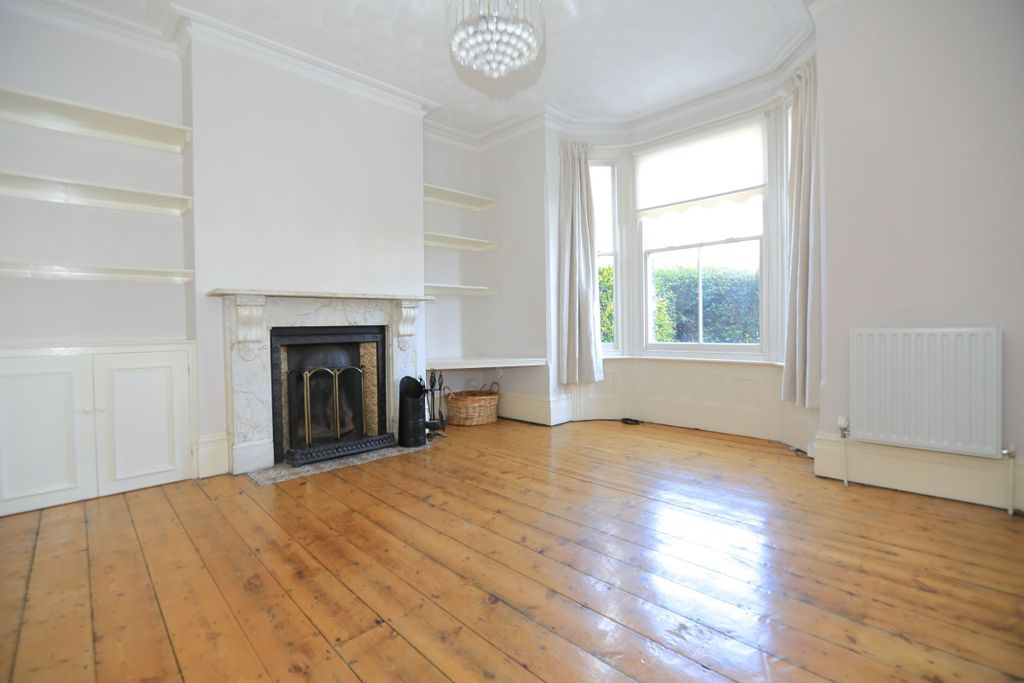 Property photo 3 of 19