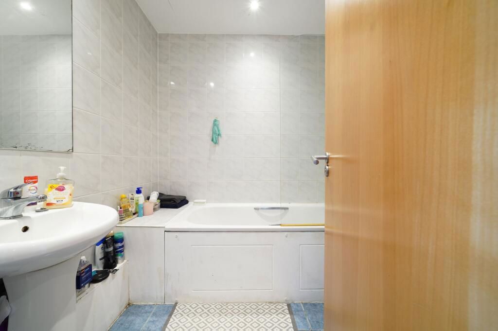 Property photo 3 of 9