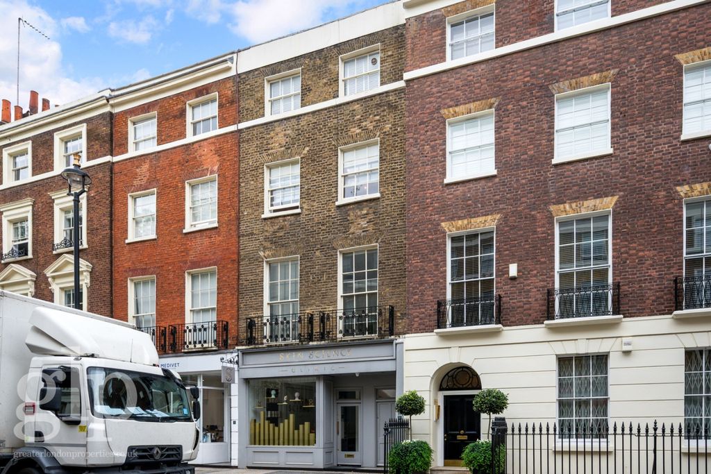 Property photo 2 of 9 4302071