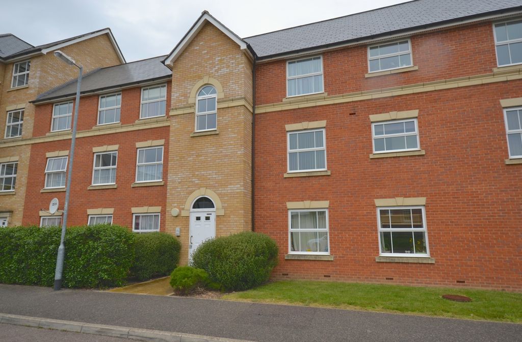 Property photo 1 of 6 Front (Main)