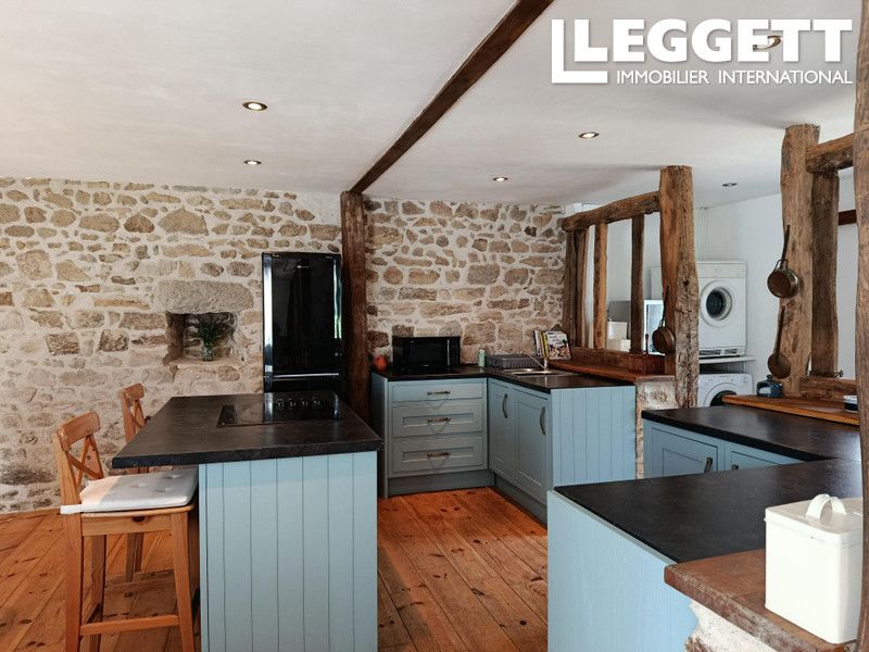 Property photo 2 of 10