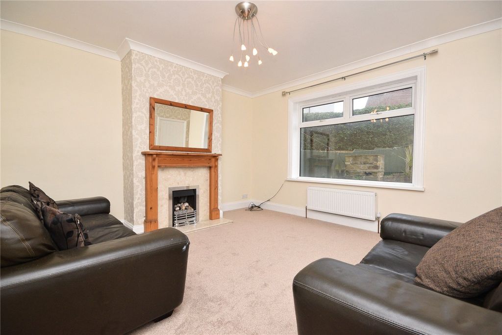 Property photo 2 of 10 Picture No. 06