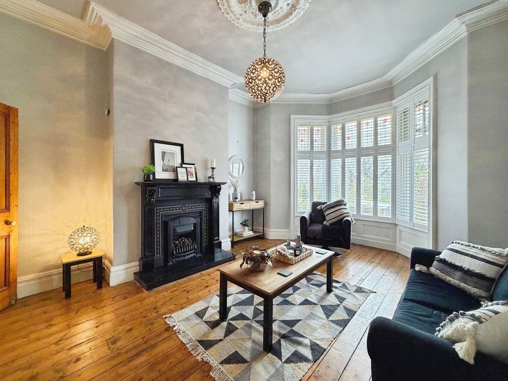 Property photo 3 of 38