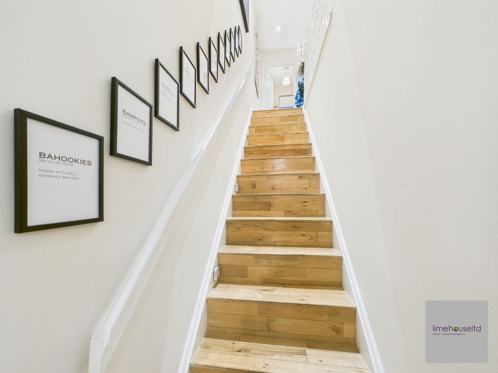 Property photo 3 of 30