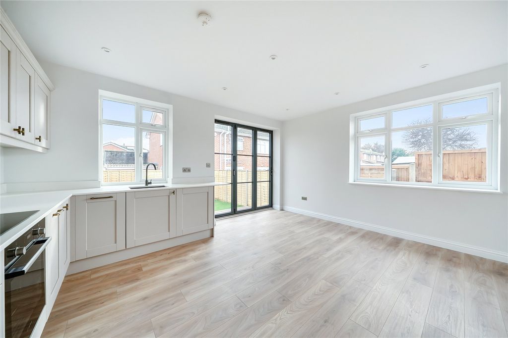 Property photo 2 of 25 Picture 2