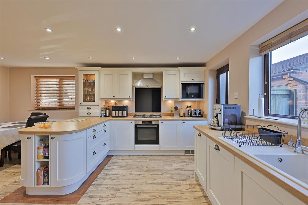 Property photo 2 of 19 6-_96A7038.Jpg