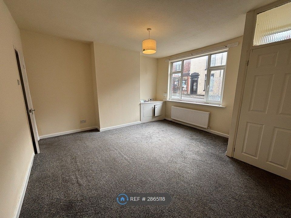 Property photo 2 of 18