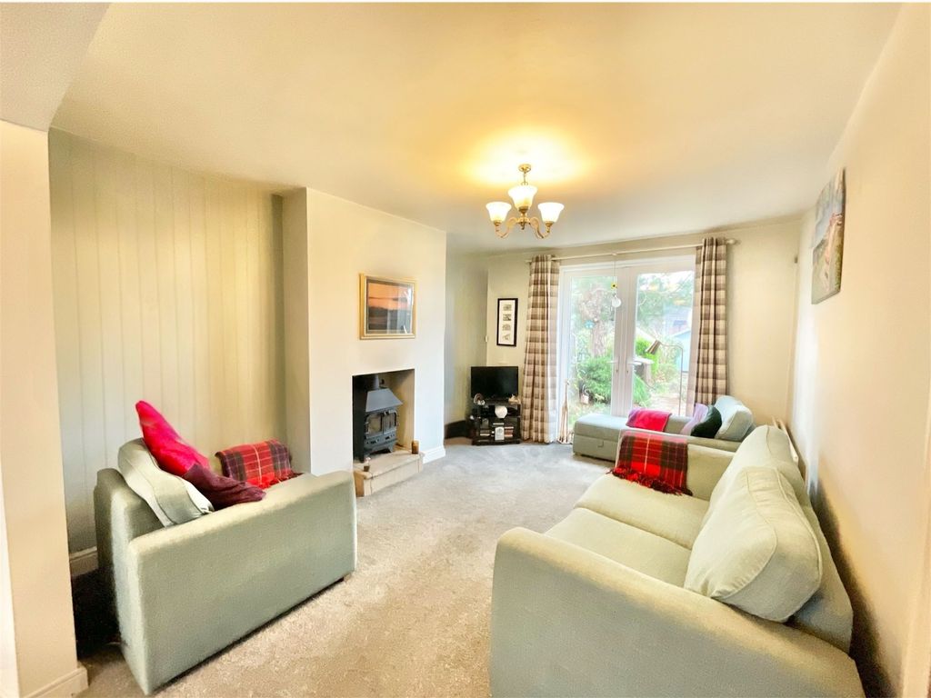 Property photo 2 of 22