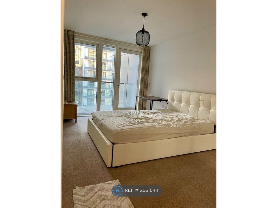 Property photo 2 of 12 Double Bed