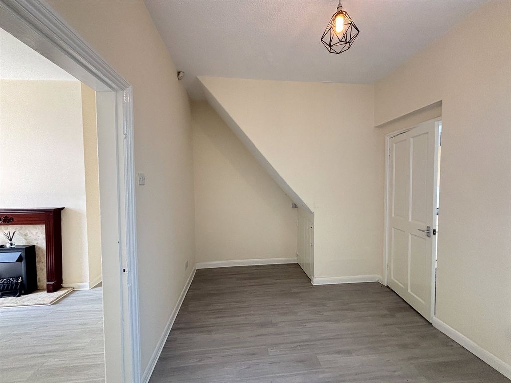 Property photo 3 of 15 Picture No. 06
