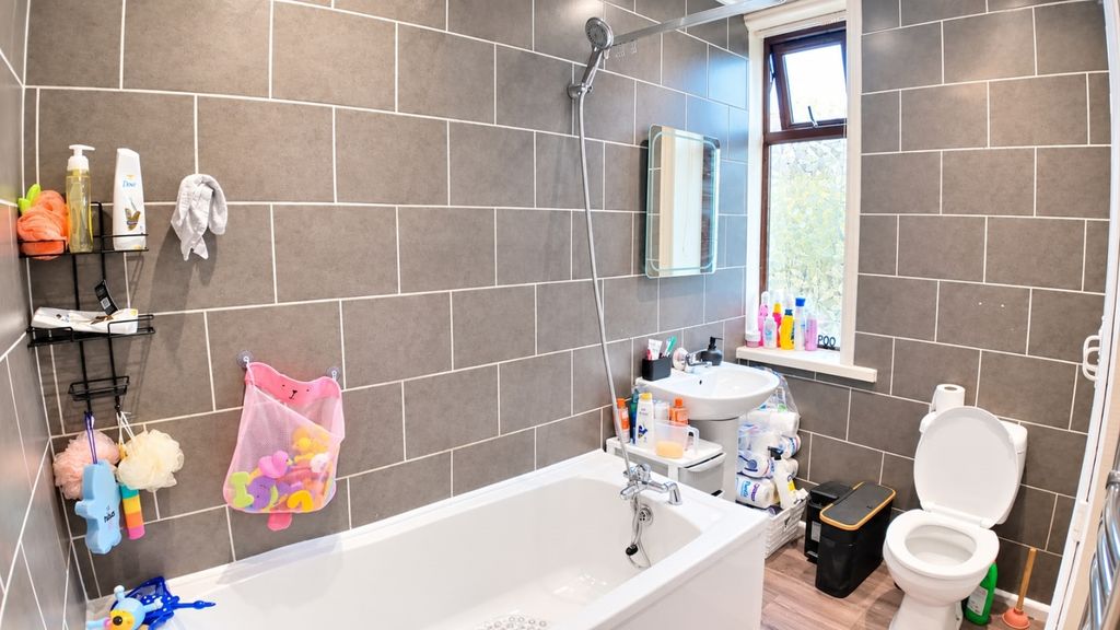 Property photo 3 of 5 Whatsapp Image 2026-10-20 At 17.51.37 (3)