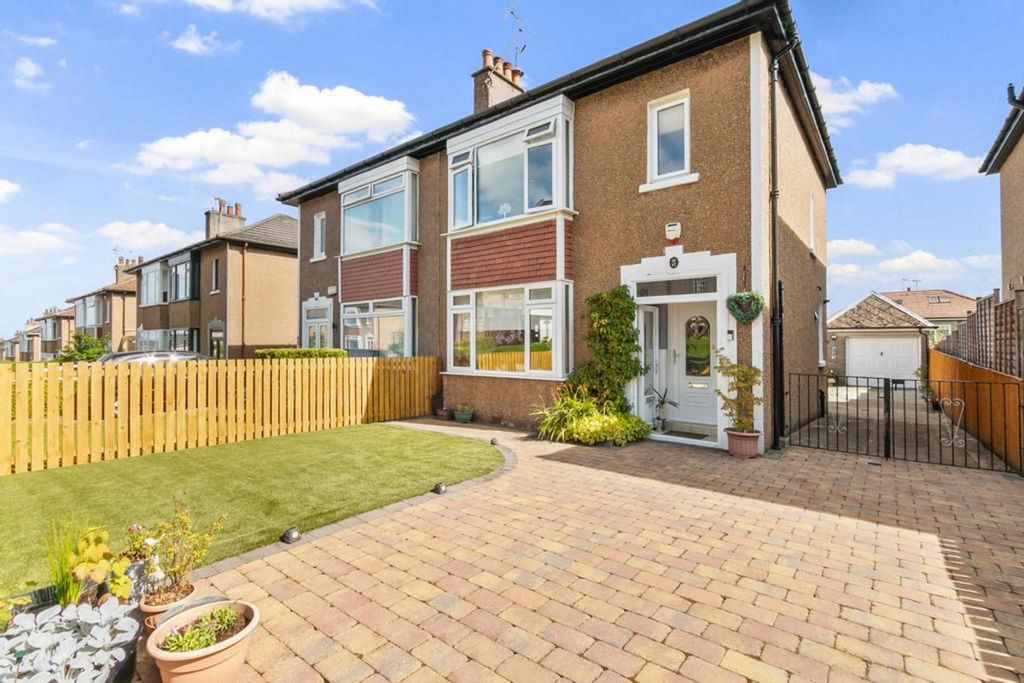 Property photo 1 of 27