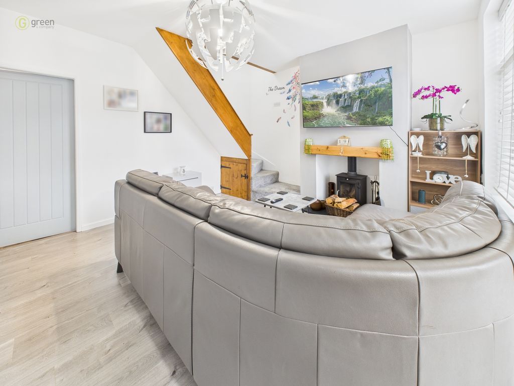 Property photo 3 of 24 Cam04425G0Pr0330Still005