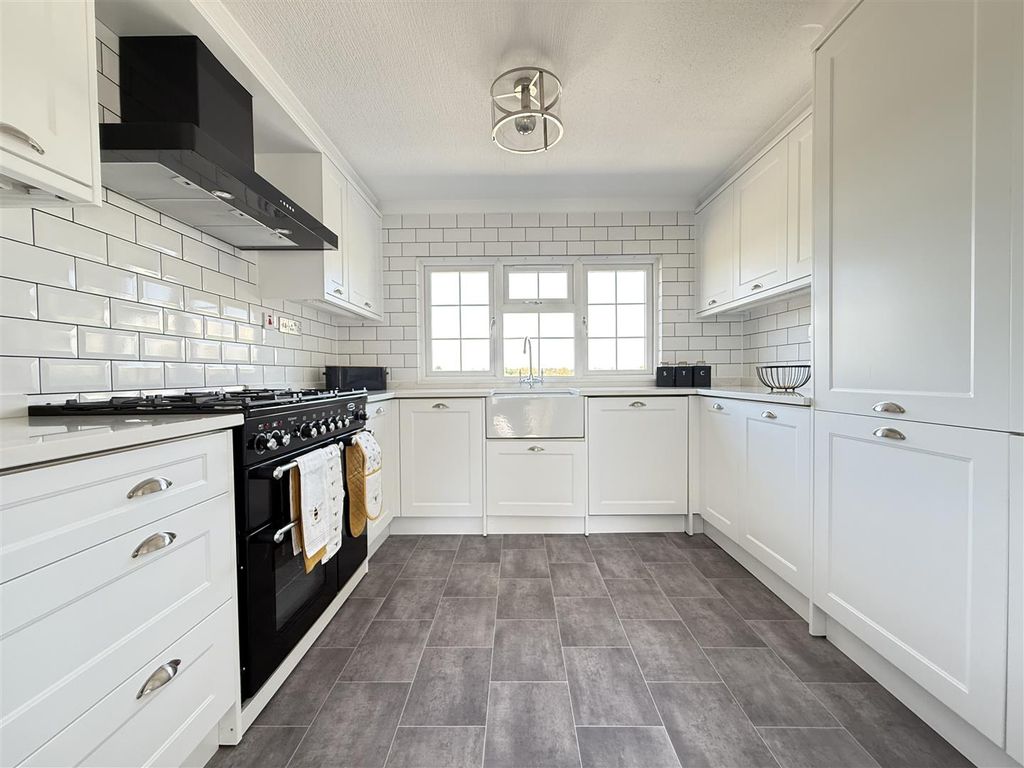 Property photo 3 of 11 Img_0867.Jpg