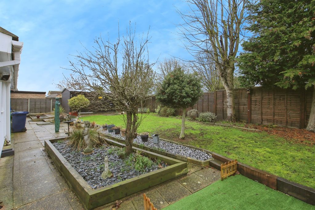 Property photo 3 of 14