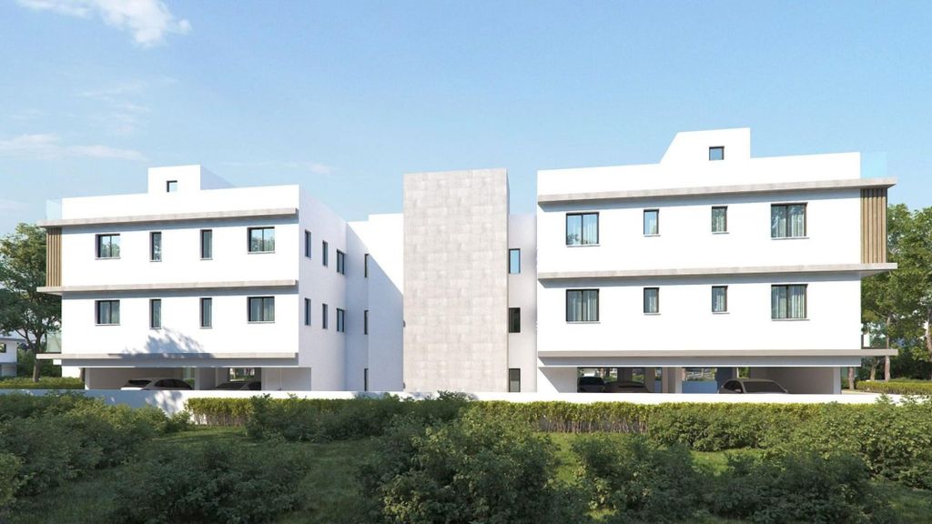 Property photo 3 of 5