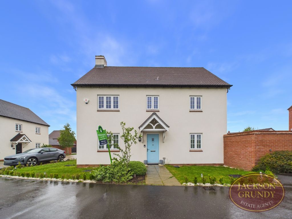 Property photo 1 of 14 Harebell Road