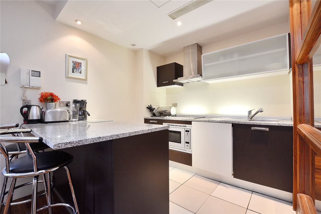 Property photo 2 of 11 Picture No. 09