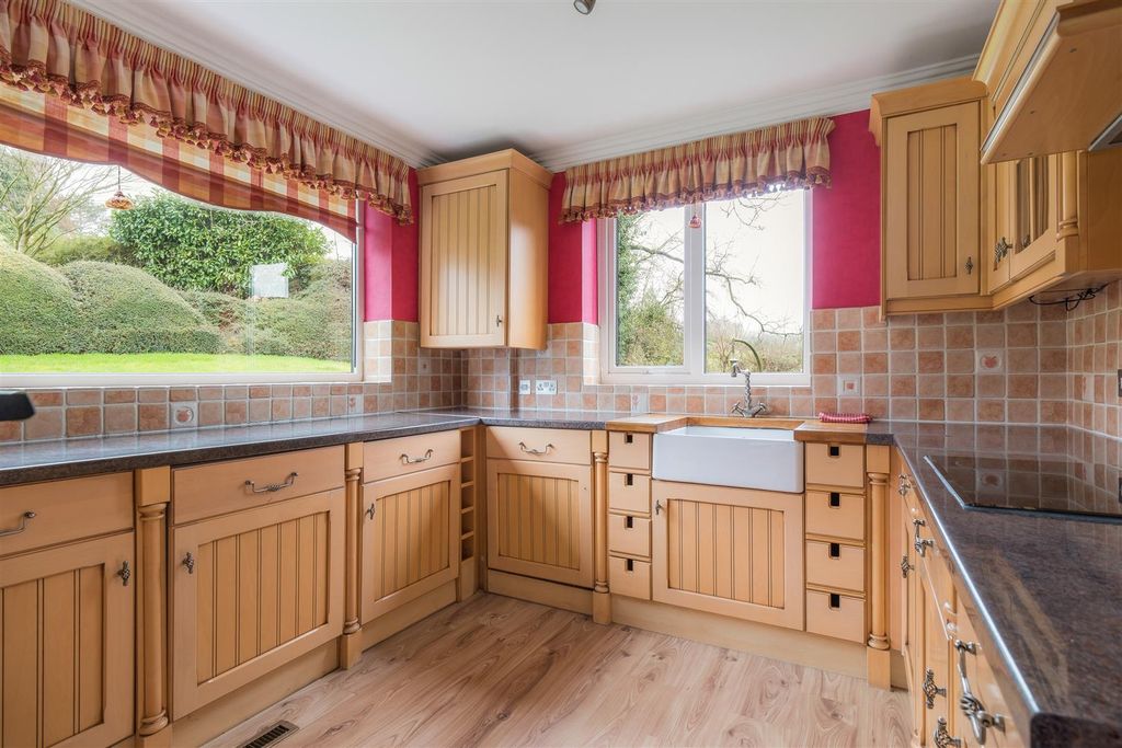 Property photo 3 of 15 Untitled (4 Of 17).Jpg