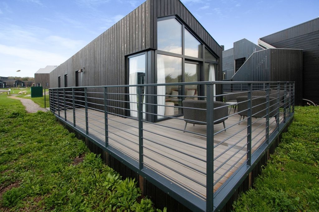 Property photo 1 of 15 Photography