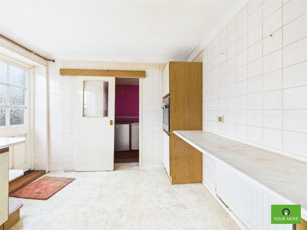 Additional image 6 of 2 bed flat for saleFyfield Road, Rainham RM13
