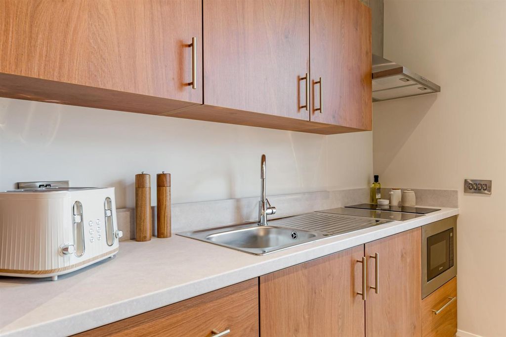 Additional image 5 of Studio to rentElmwood Avenue, Belfast BT9