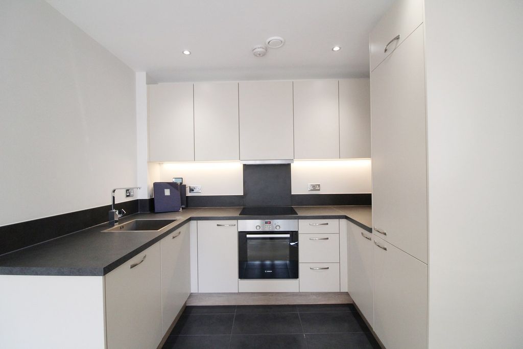 Property photo 3 of 5 Kitchen