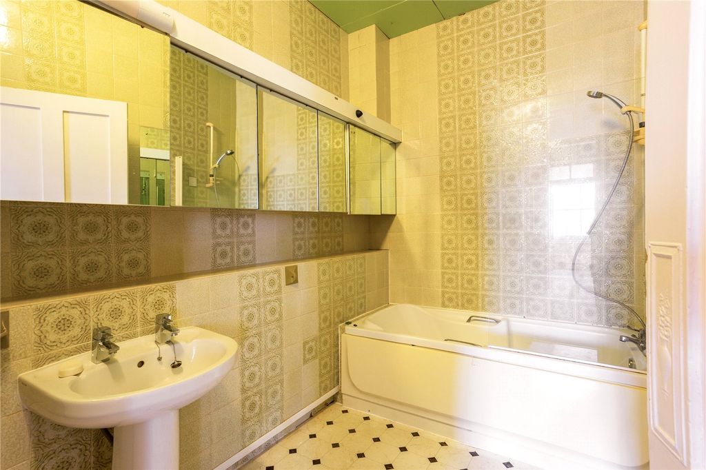 Additional image 9 of 3 bed maisonette for saleThird Avenue, Hove BN3